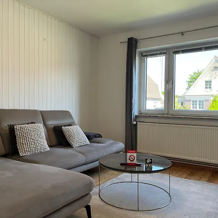 An Den Holstenhallen