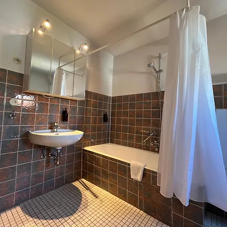 An Den Holstenhallen *